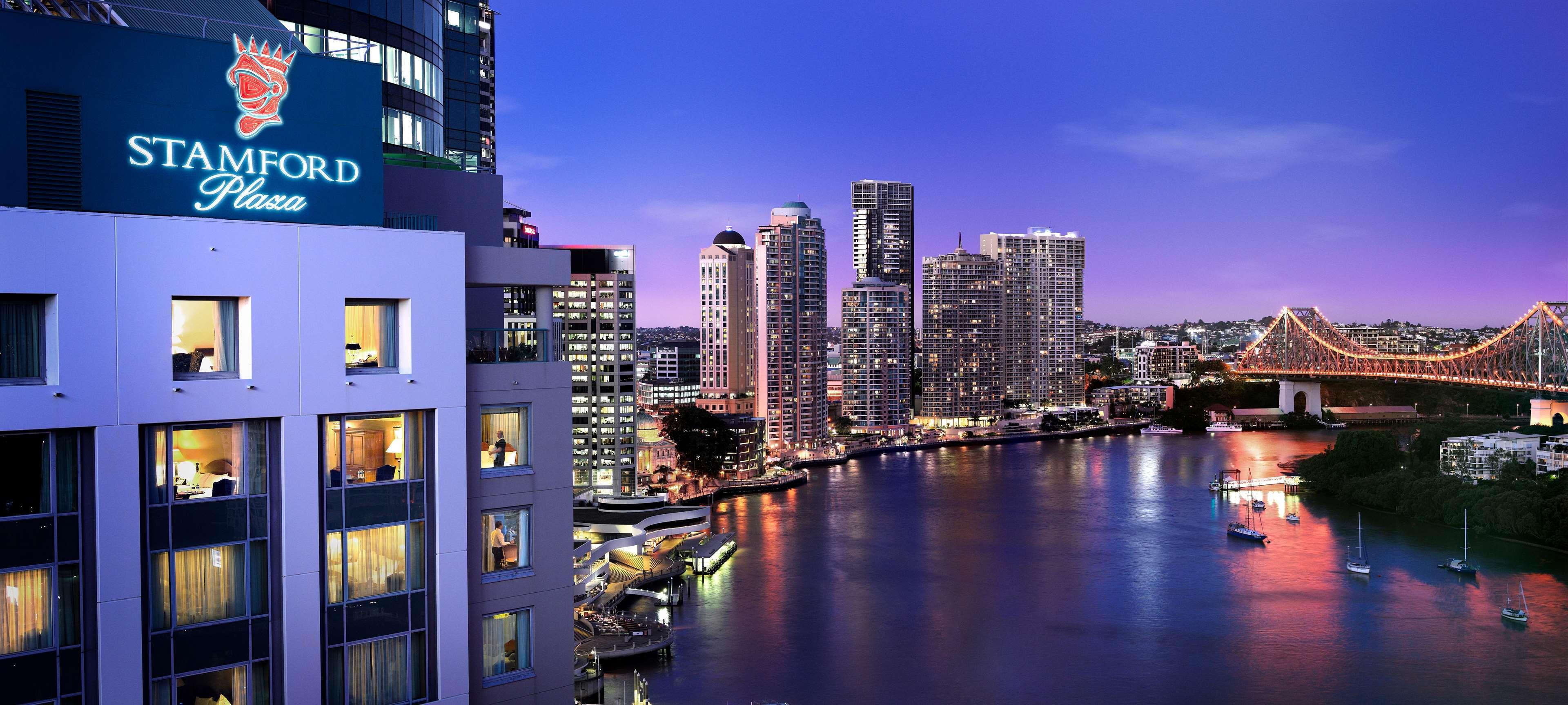Отель Stamford Plaza Брисбен Экстерьер фото View of the Brisbane River from the Emporio apartments