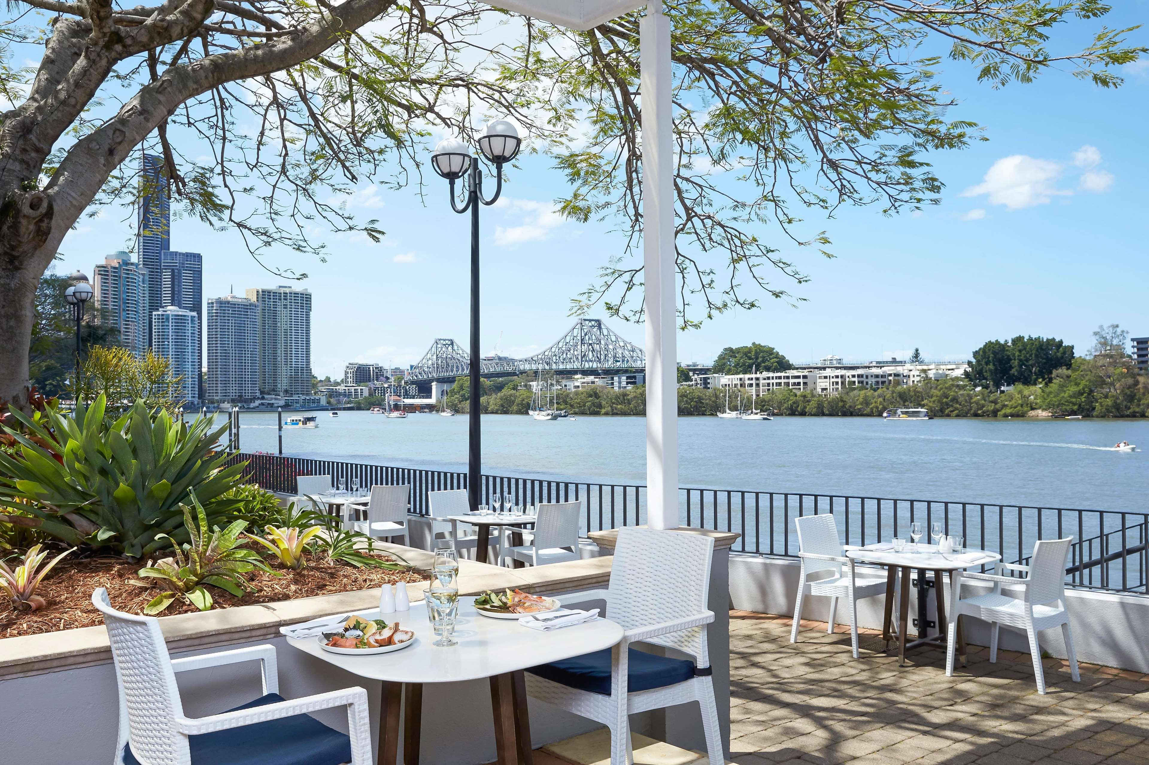Отель Stamford Plaza Брисбен Экстерьер фото The Terrace at the River Café
