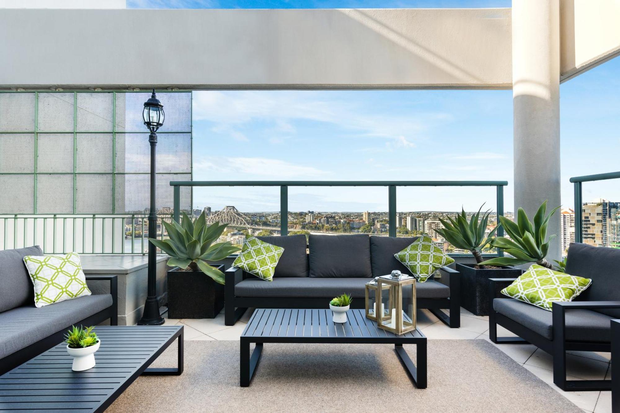 Отель Stamford Plaza Брисбен Экстерьер фото A rooftop terrace