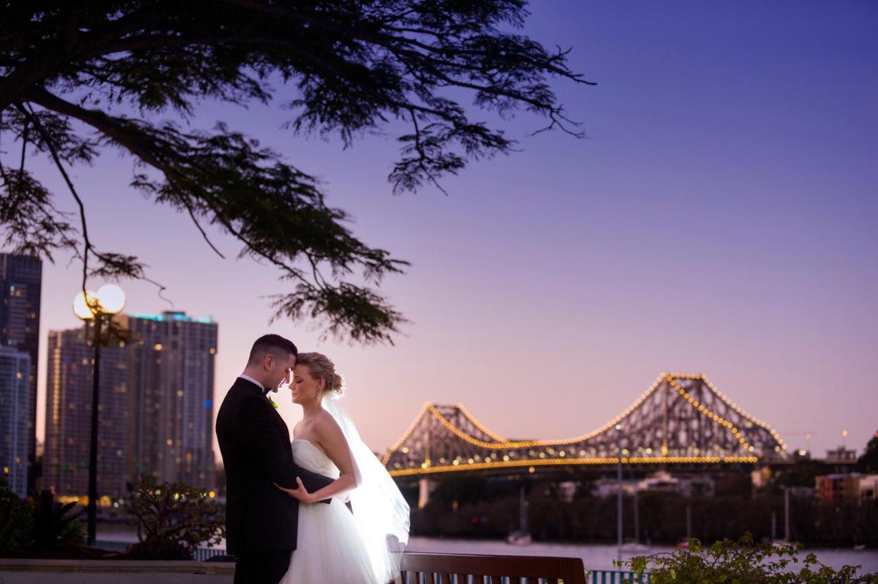 Отель Stamford Plaza Брисбен Экстерьер фото A wedding in Brisbane, Australia